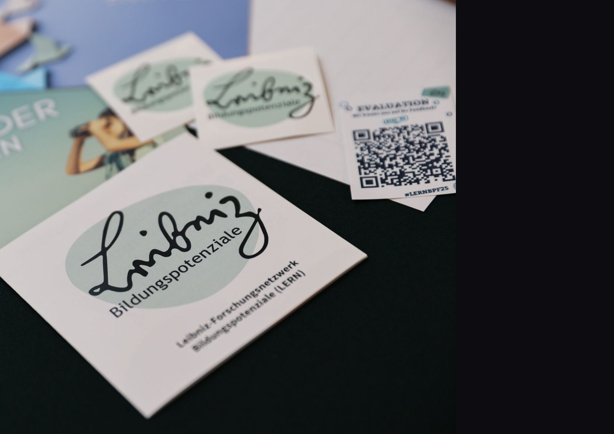 verschiedene LERN-Flyer